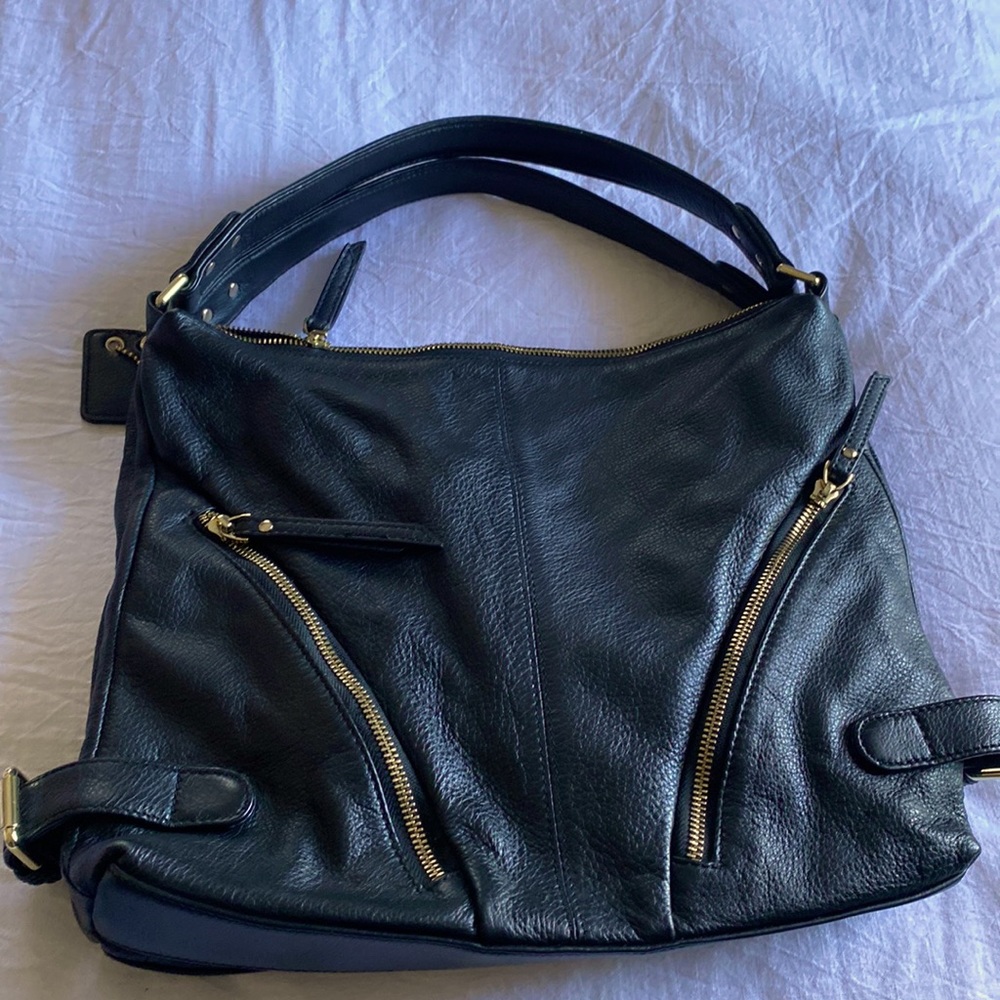 Women’s leather bag